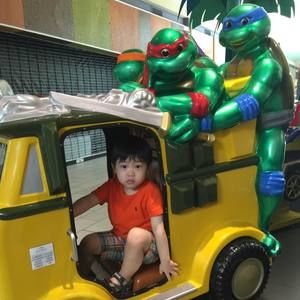 Meet your Posher, Lindsay